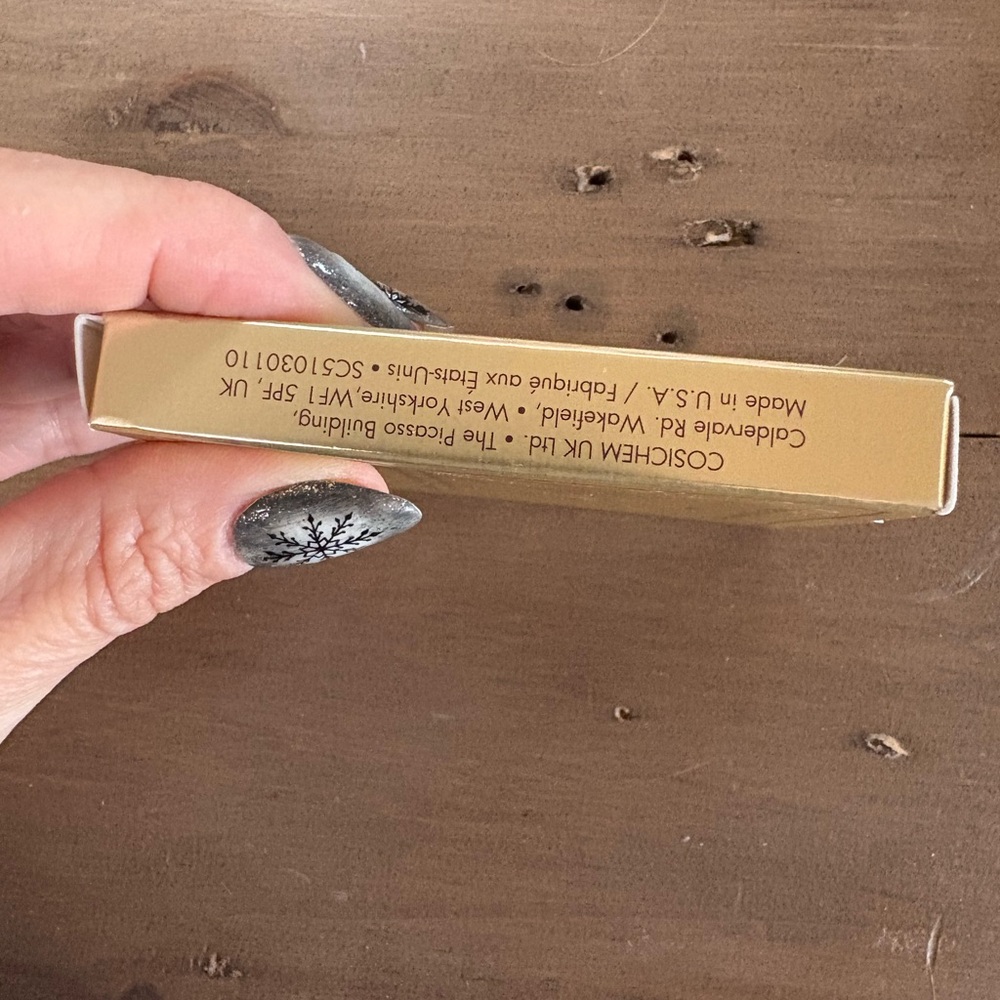 Stila One Step Correct Finishing Powder - Deep - Picture 5 of 6